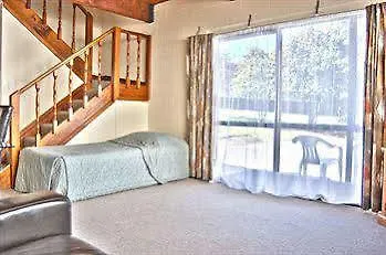 Barcelona Motel Taupo 3*,